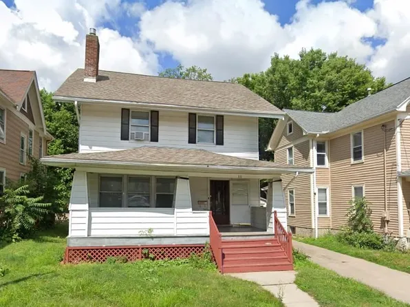 111 S Lucas St, Iowa City, IA 52240