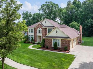 42150 Margaret Dr, Clinton Township, MI 48038