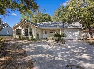 1705 Seagull Ave, Ocean Springs, MS 39564