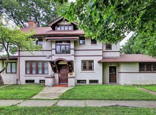 1220 Garfield Ave, Aurora, IL 60506