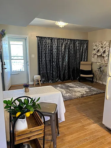 629 Clinton St #1 Photo 1