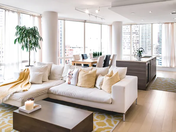 1 Franklin St #1804, Boston, MA 02110