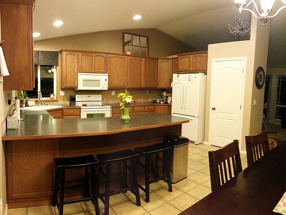 spacious kitchen-many extras