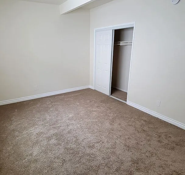 Park Verdugo Apartments — Photo 38