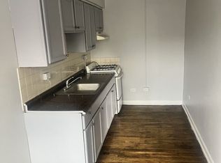 6720 S Jeffery Blvd #2, Chicago, IL 60649