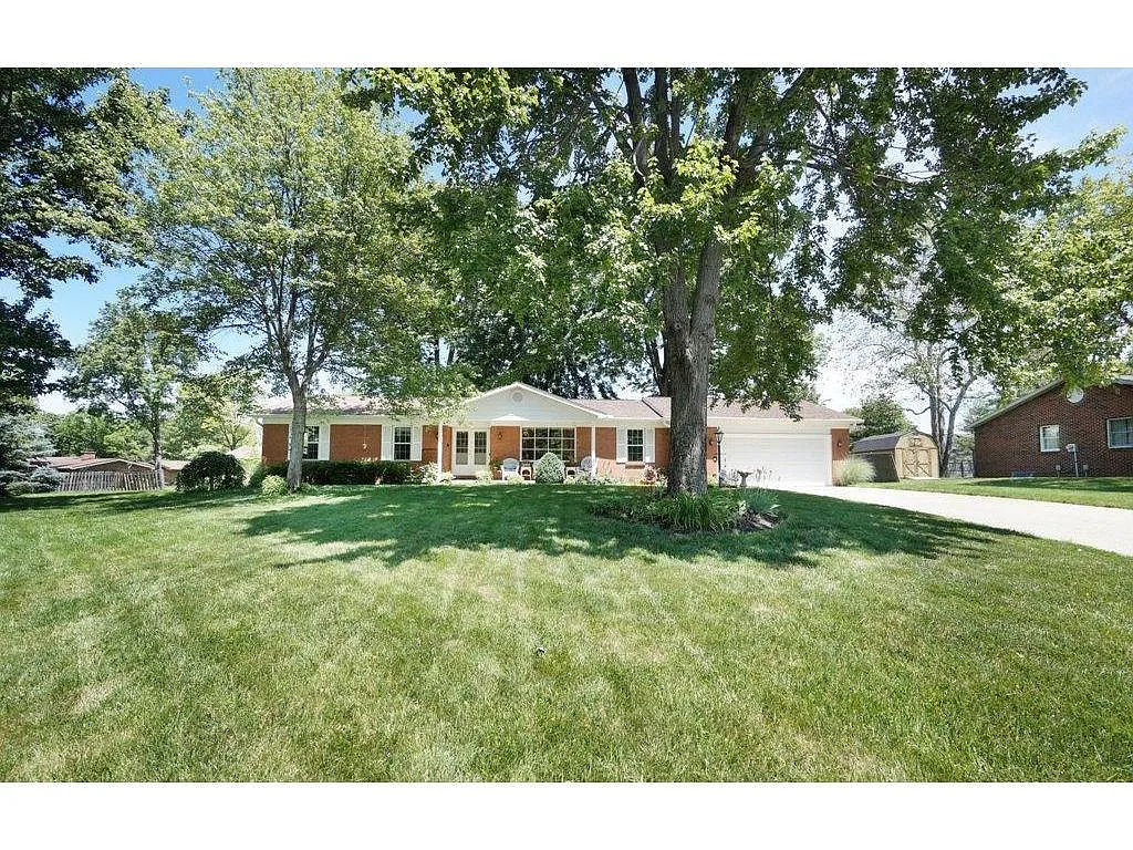 1070 Buckeye Ct photo 1