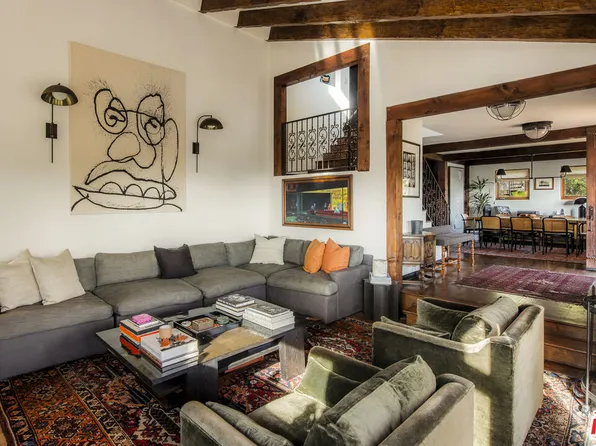 2820 Westshire Dr, Los Angeles, CA 90068