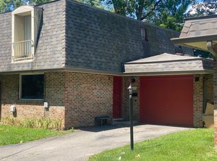 819 Garden Rd, Columbus, OH 43224