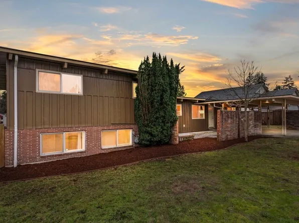 616 117th St S, Tacoma, WA 98444