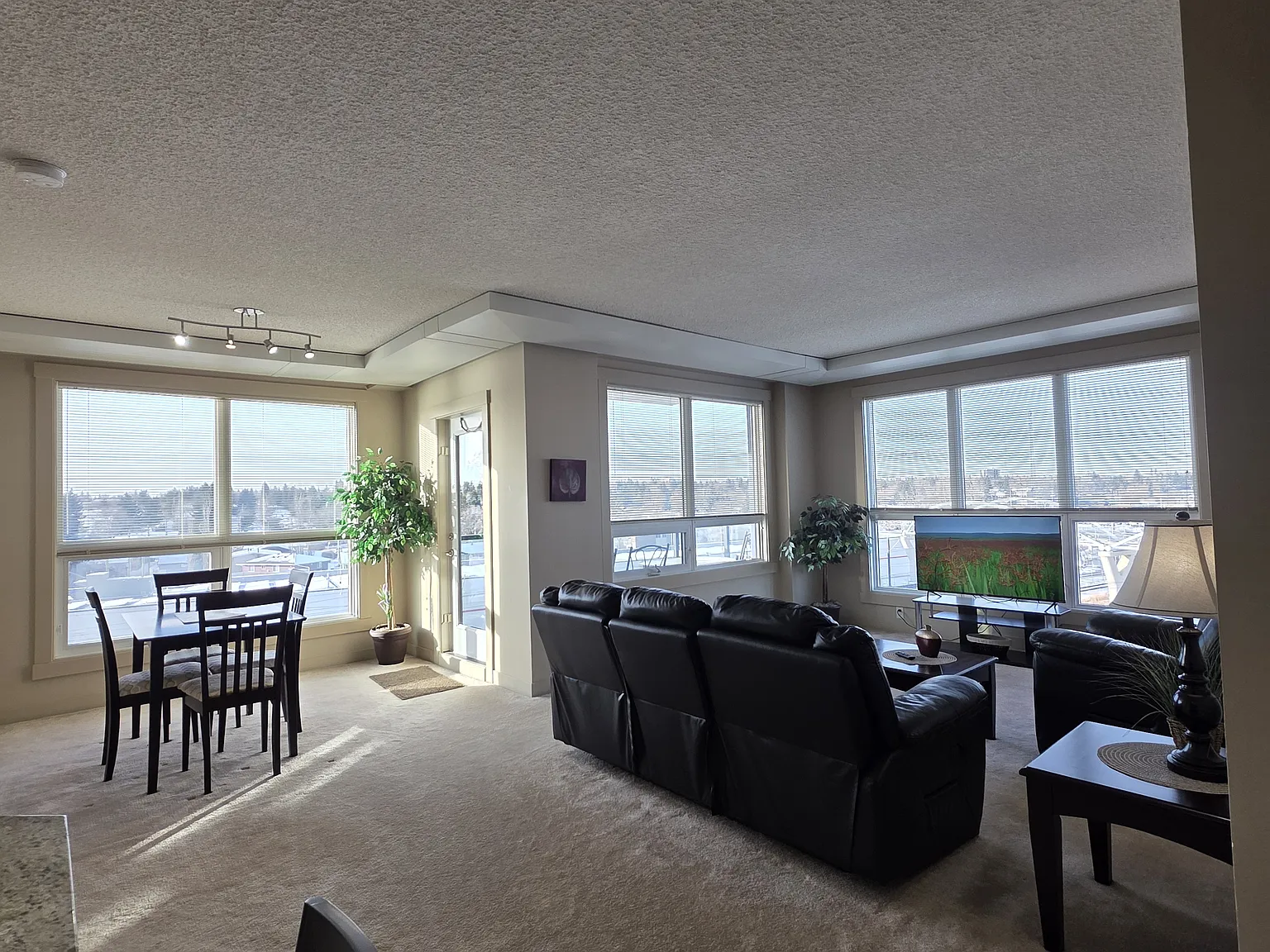 2 bed, 960 sqft, $2,295 — Photo 4