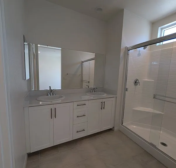 5868 Linden Ave #6 — Photo 6