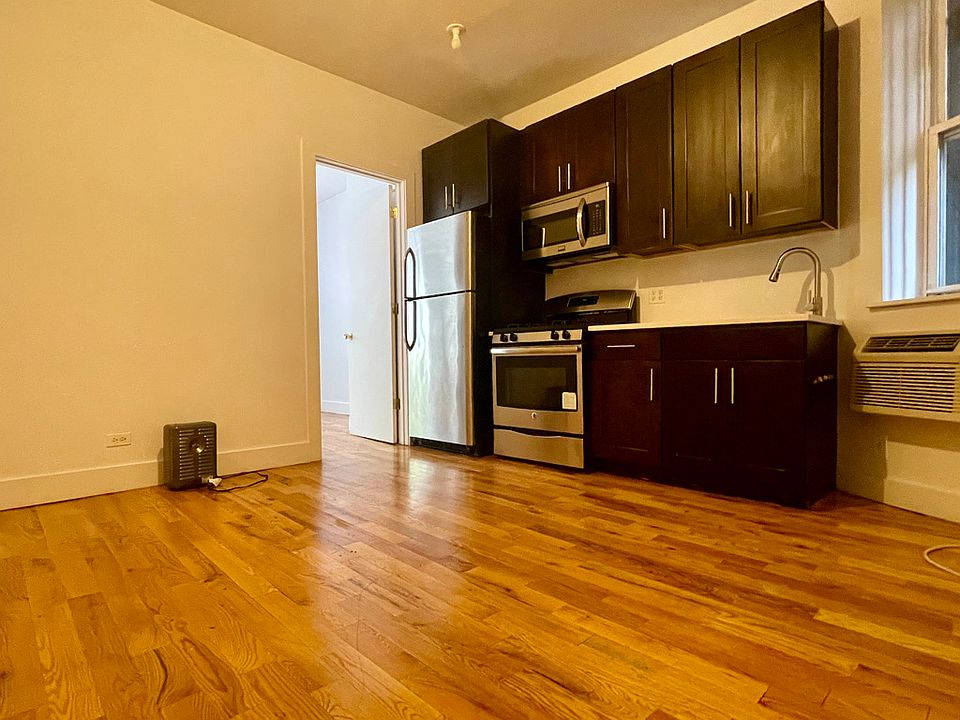 1st image of 735 Rogers Ave