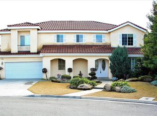 2588 Rall Ave, Clovis, CA 93611