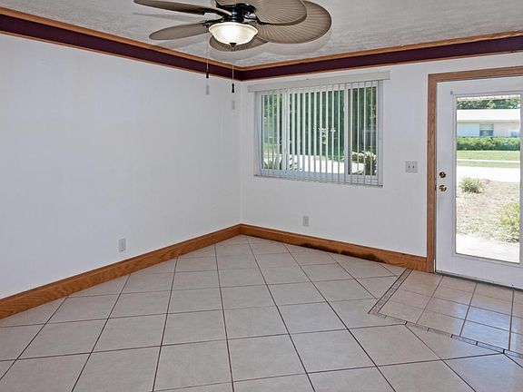 4th image of 10623 Villanova Rd