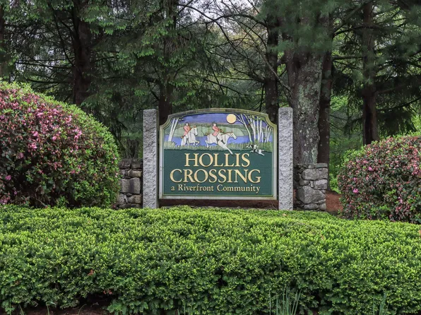 114 Bartemus Trail #92, Nashua, NH 03063