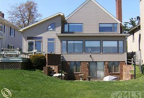 4400 Gratiot 025.jpg