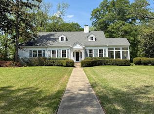 800 W Commerce St, Aberdeen, MS 39730