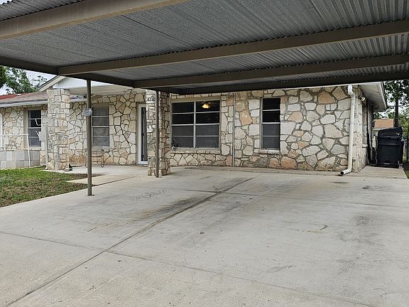 3rd image of 6718 buena vista