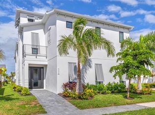 6008 Cat Claw Ln, Bradenton, FL 34210