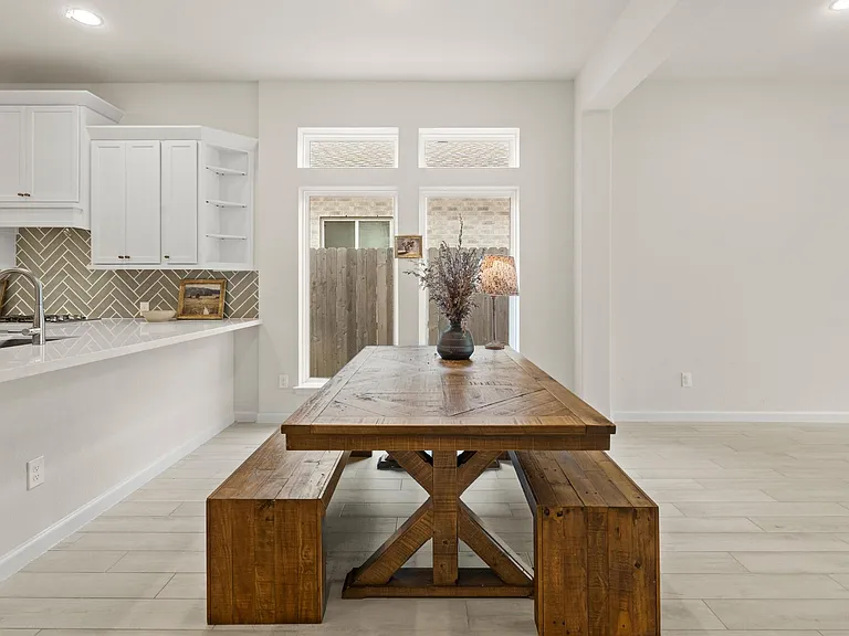 142 Amaranth Way — Photo 10