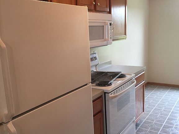 4th image of 3806 NE 86th Ter
