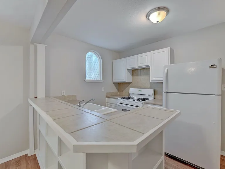 2712 Whitis Ave #A-C — Photo 30