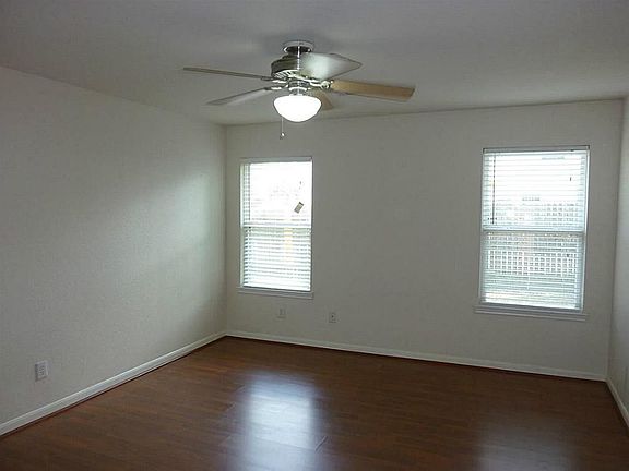5th image of 15103 Possumwood Dr
