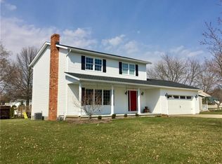 207 S Crestview Dr, Creston, OH 44217