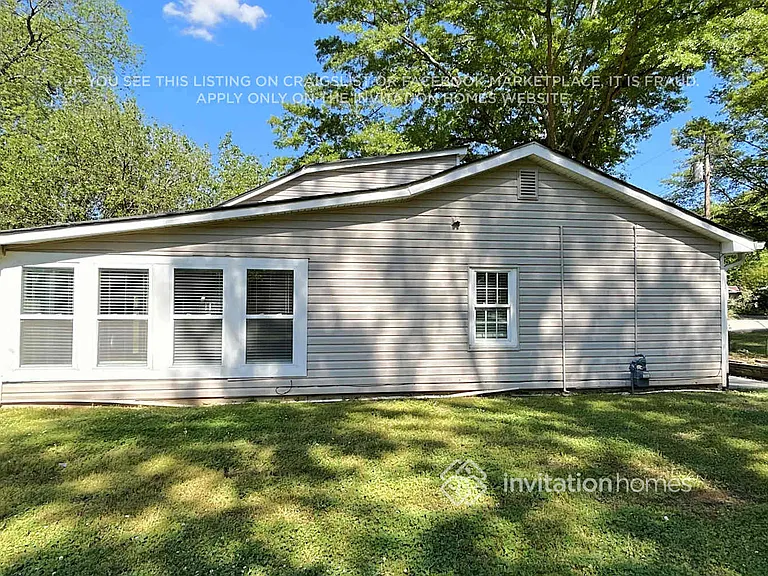 1816 Waldrep Cir SE — Photo 18
