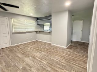 1516 E 2nd St, Lubbock, TX 79403