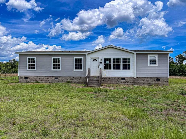 176 Old Flowers Rd., Hemingway, SC 29554