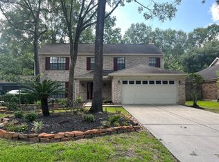 5622 Maple Square Dr, Humble, TX 77339