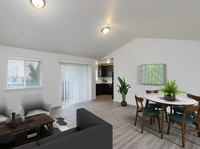 Salt Creek Apartments — Photo 4