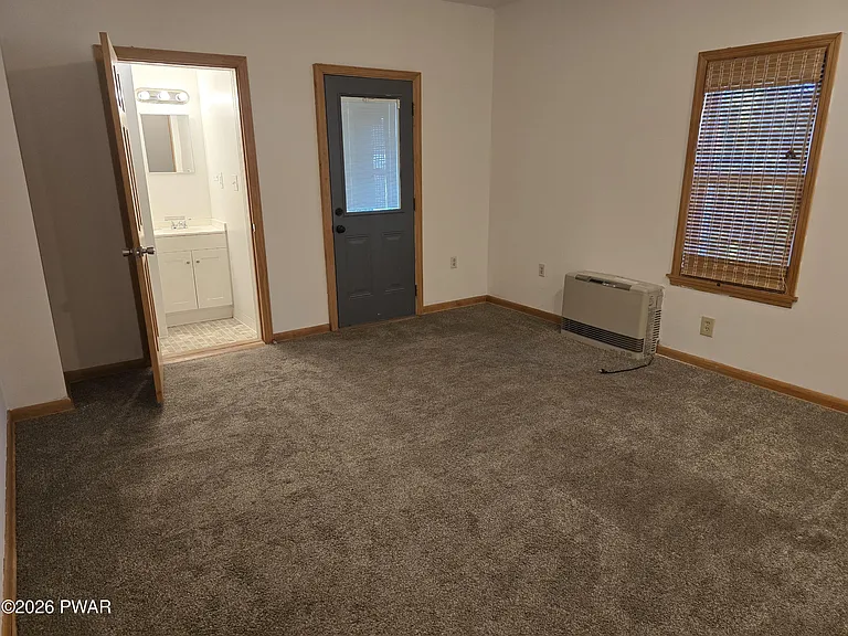 1121 Monroe Ave #1 — Photo 5