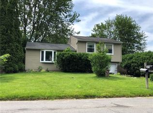 8472 Partridge Way, Clay, NY 13041