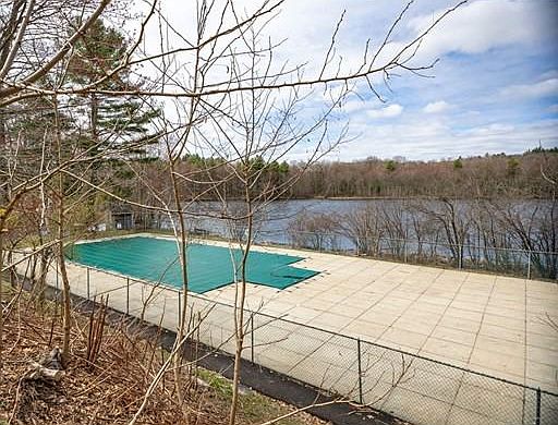 2nd image of 16 Thayer Pond Dr #17
