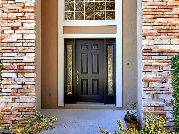 3rd image of 7676 Chipwood Ln