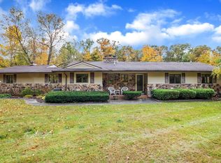8411 Alcott Ct, Brighton, MI