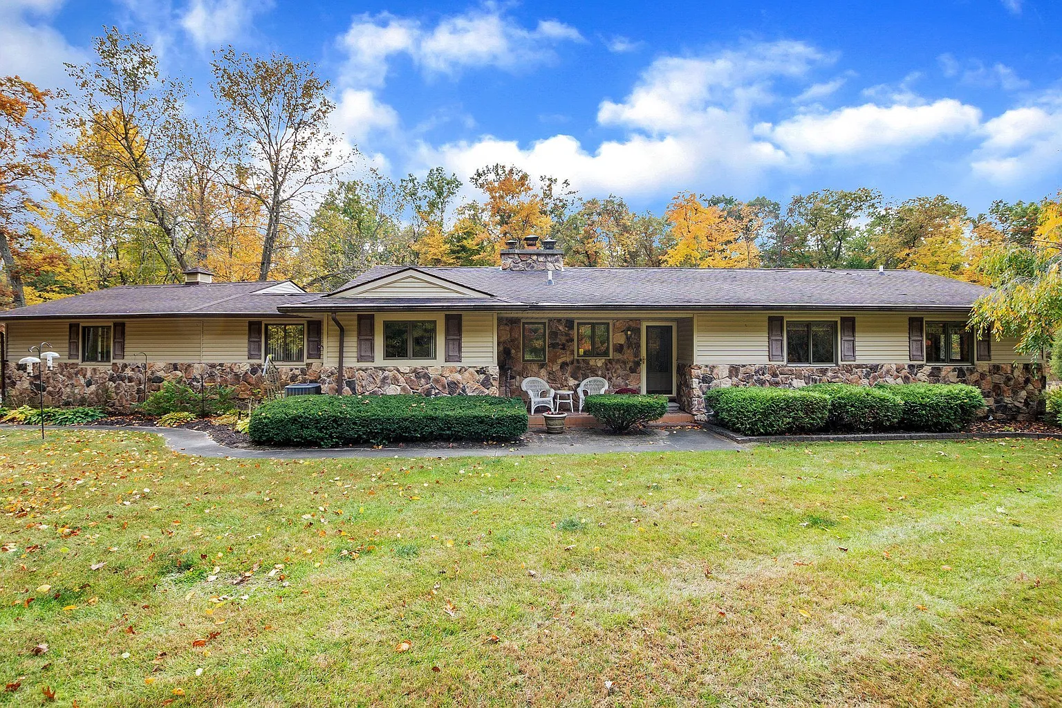 8411 Alcott Ct photo 1