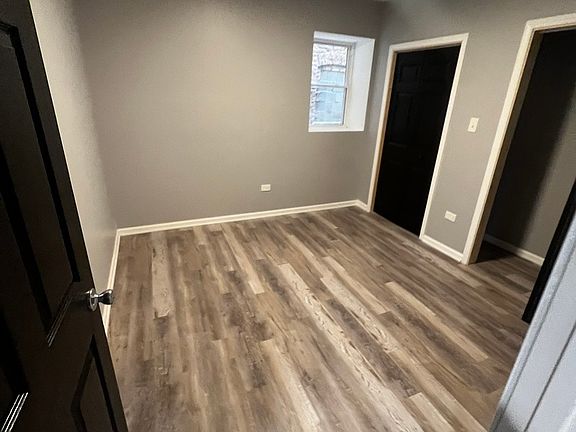 4th image of 3655 W Grenshaw St
