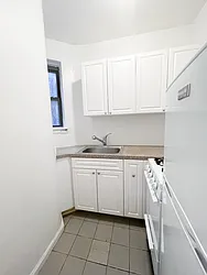 Rented by Urban Real Estate Inc