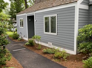 12 Castle Rock, Branford, CT 06405