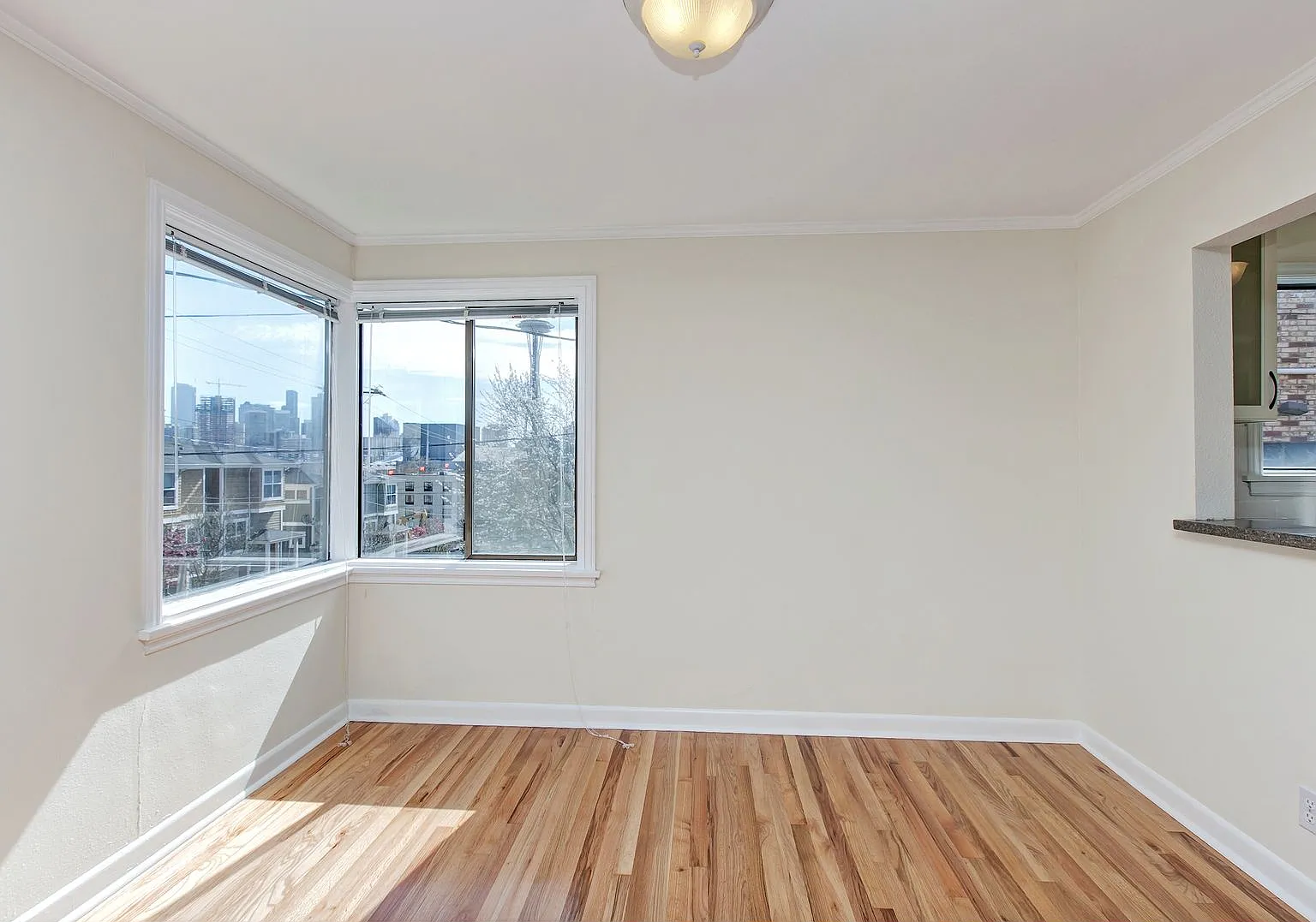 Kathwynn Apartments — Photo 2