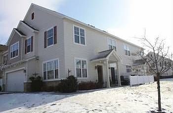 1st image of 826 Providence Dr