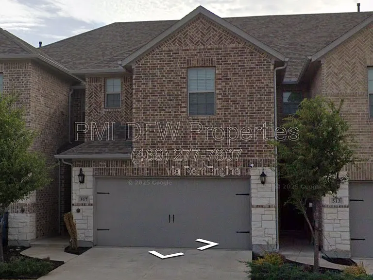 525 Hutchinson Ln — Photo 1