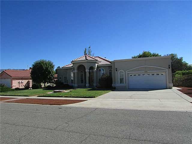 1st image of 628 Coral Willow Dr
