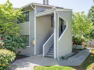 9930 NE 144th Ln APT 208, Kirkland, WA 98034