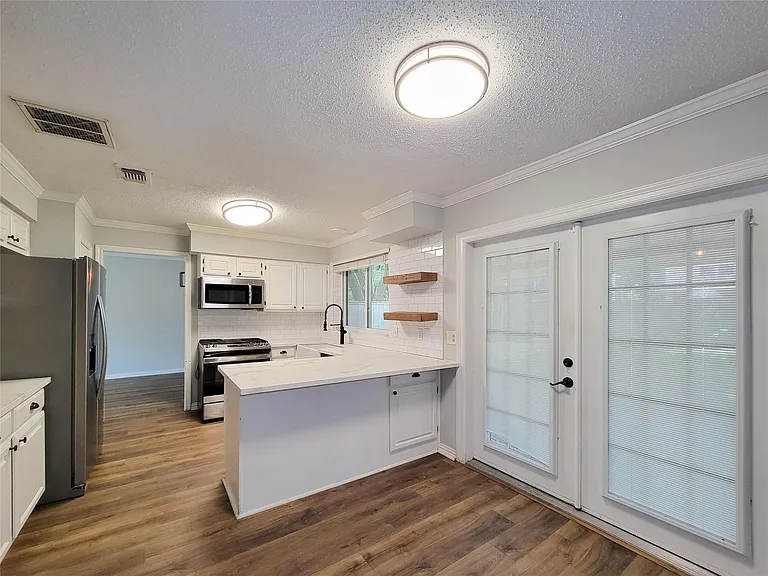 8123 Sunny Ridge Dr — Photo 15