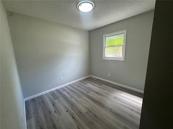 5th image of 6505 James St