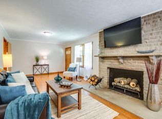 2300 Jones Ck Rd, White Bluff, TN 37187